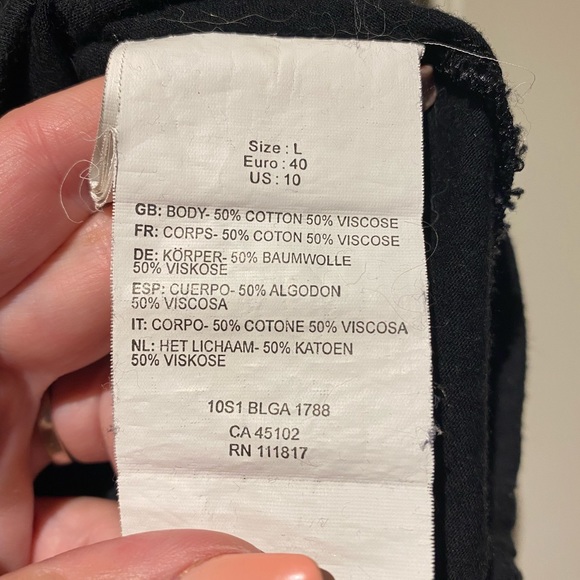 🪴Bench - Black Bench Logo T-Shirt with Drawstring Waist - Picture 6 of 8